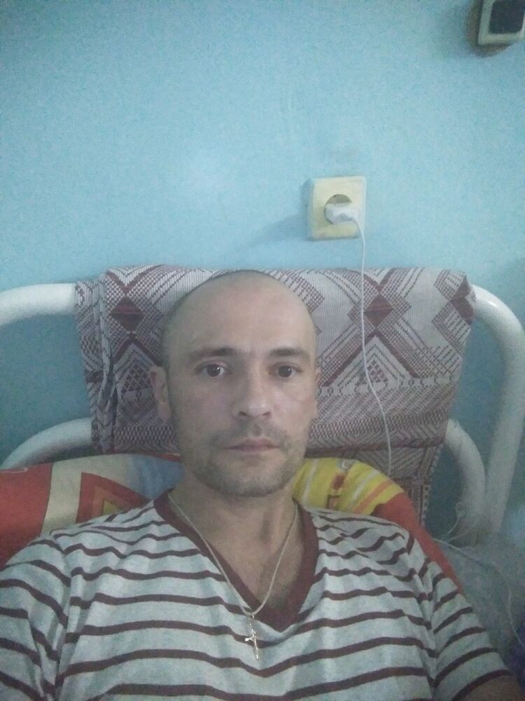  15862957  , 46 ,    