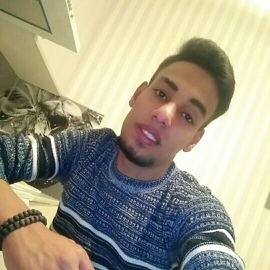  33304187  Mohammed, 24 ,    