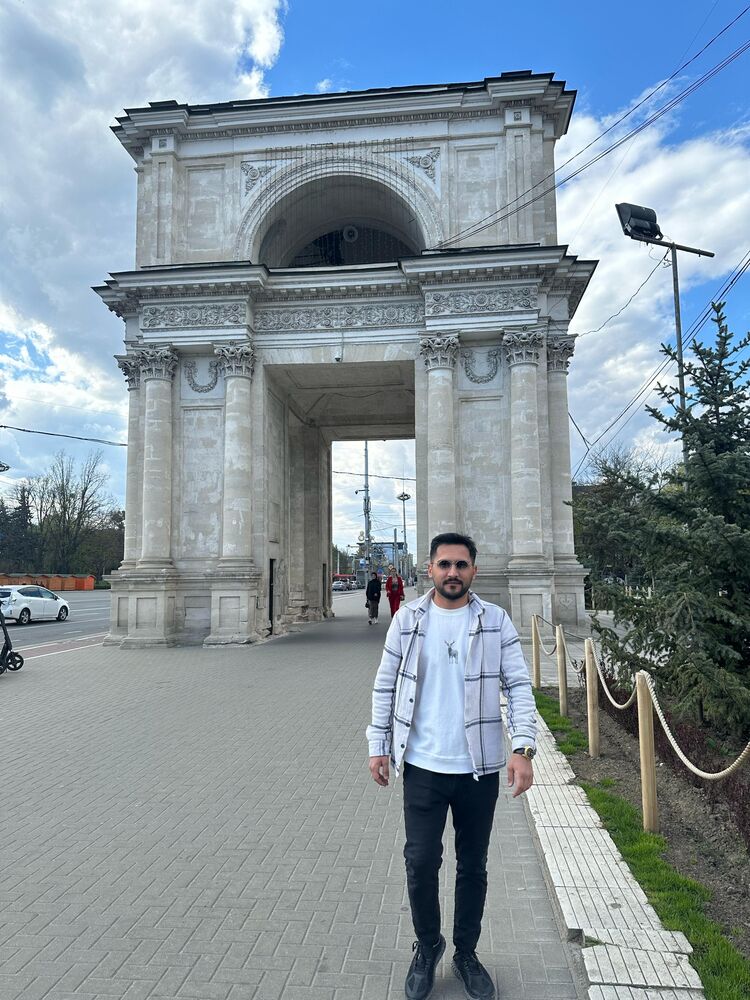  ,   Serhat, 25 ,   ,   