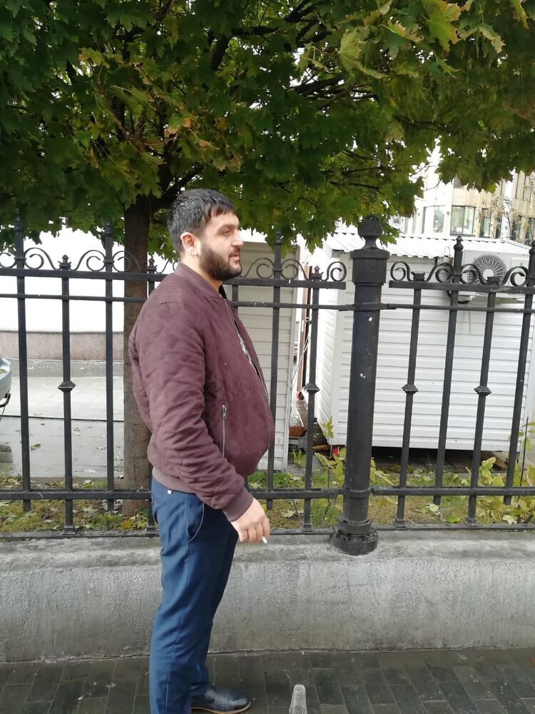  ,   Artur, 40 ,   ,   , 