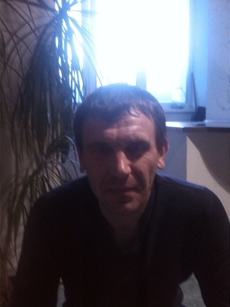  8697157  Nikolai, 45 ,    