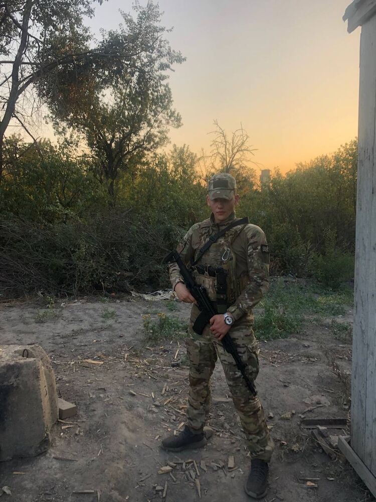  53842437  Aleksei, 21 ,    