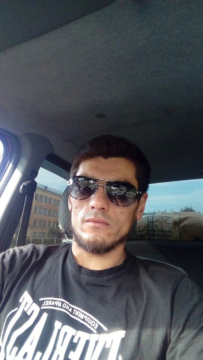  ,   Akil, 37 ,   ,   , c 