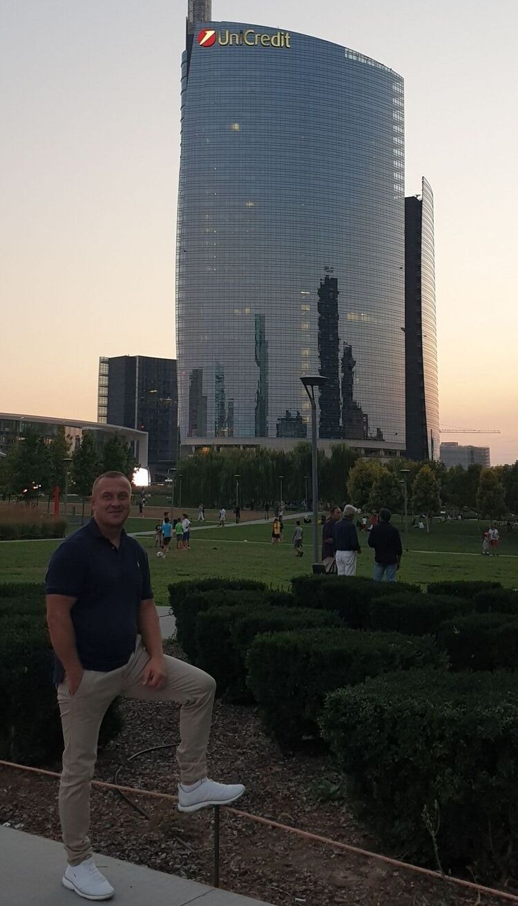  46584637  Vasyl, 48 ,    -