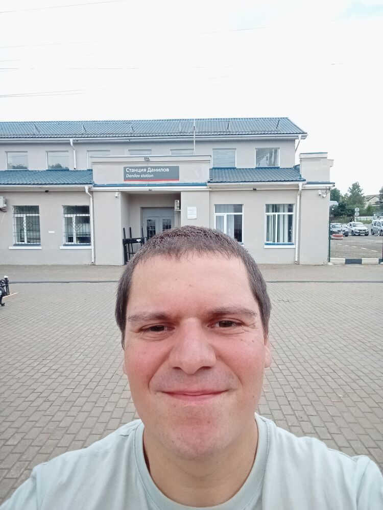  48933207  , 34 ,    