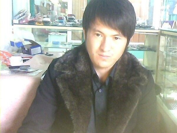  ,   Baxti, 37 ,   