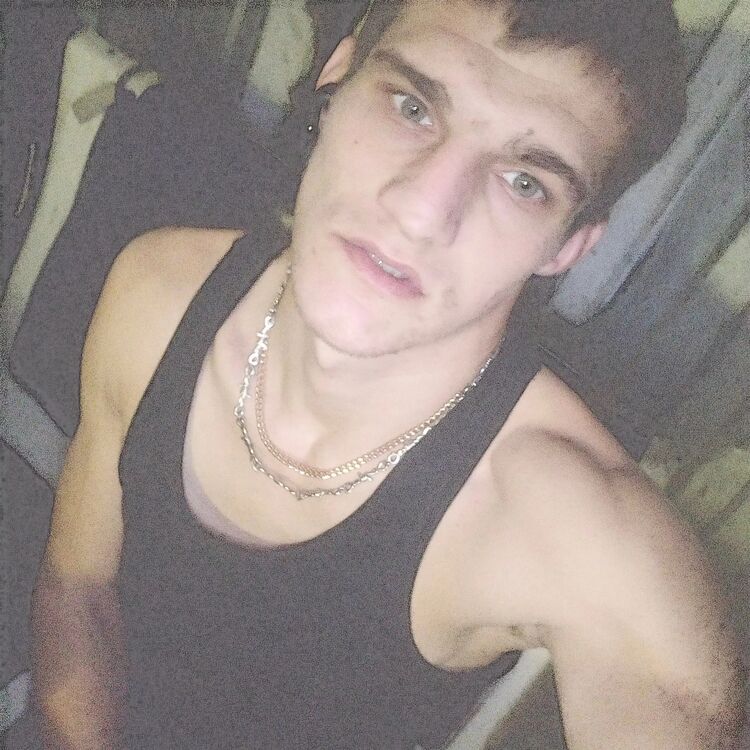  44564877  Pavel, 29 ,    