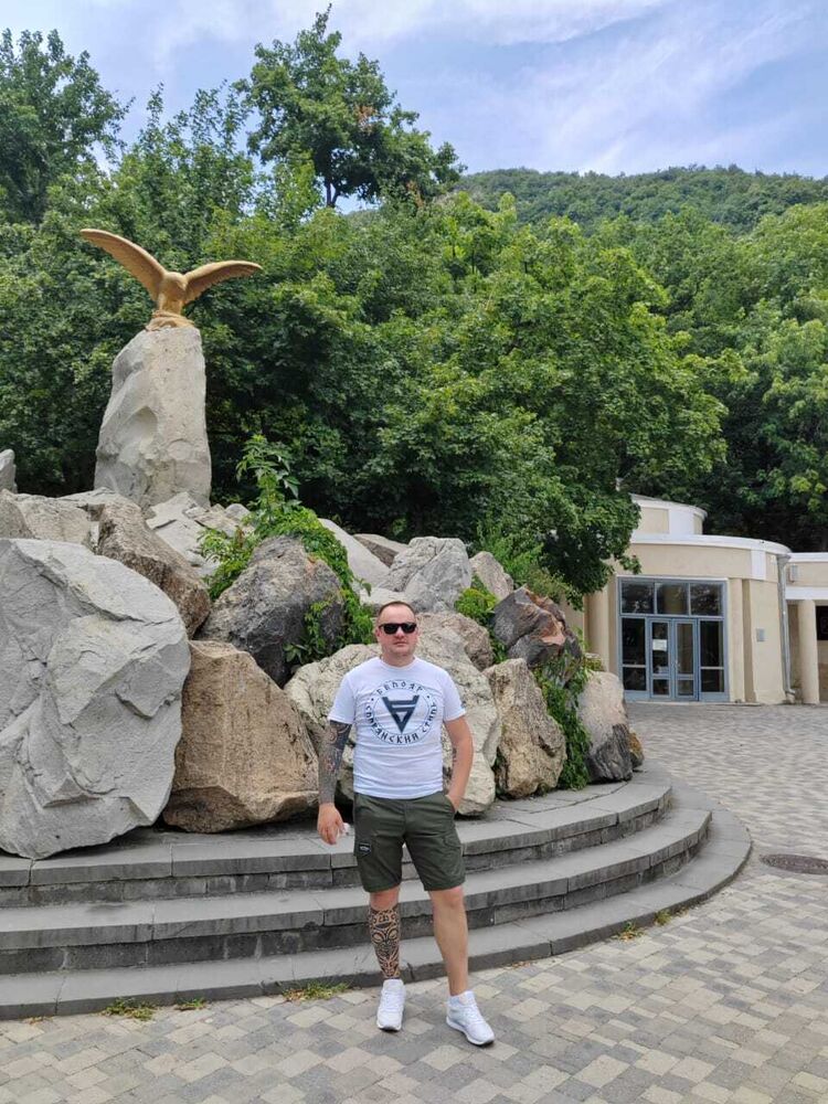  44723487  , 37 ,    -