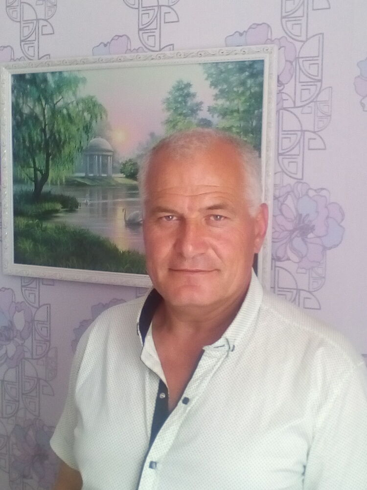 ,   Mihai, 62 ,     , c 