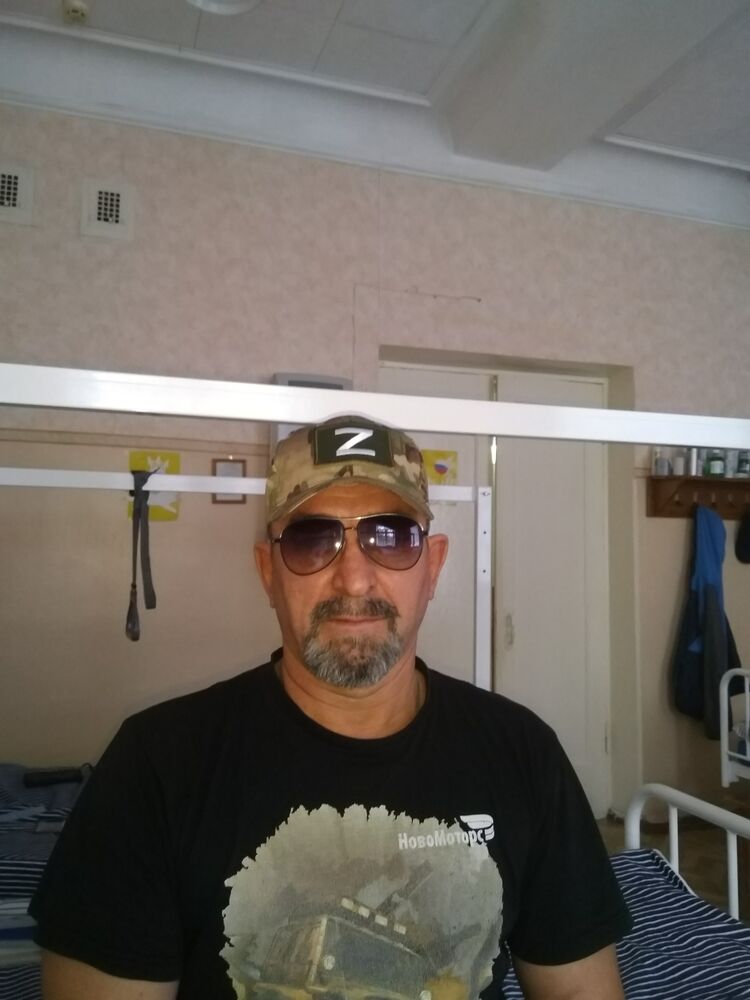  ,   Evgeniy, 52 ,   ,   , c 