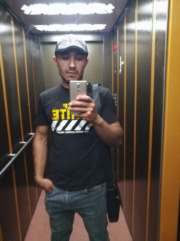  20435317  Alisher, 28 ,    