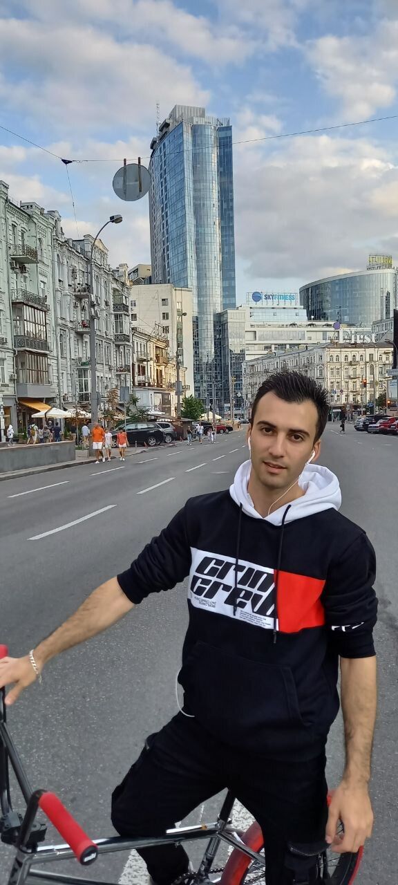  ,   Oktay, 29 ,   ,   