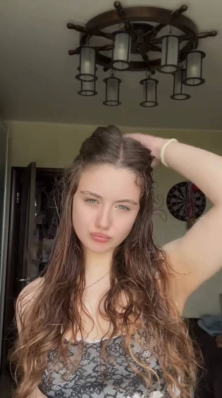  52744597  , 21 ,    