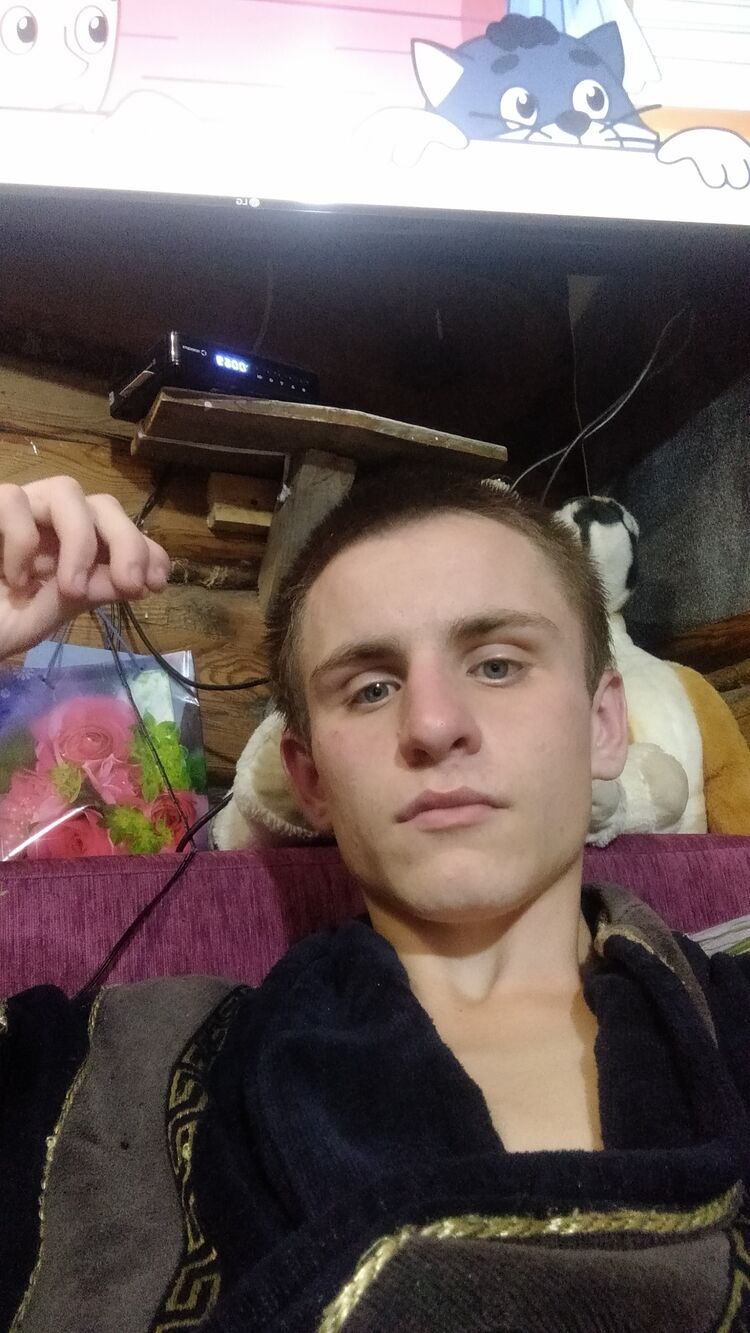  47031057  , 21 ,     