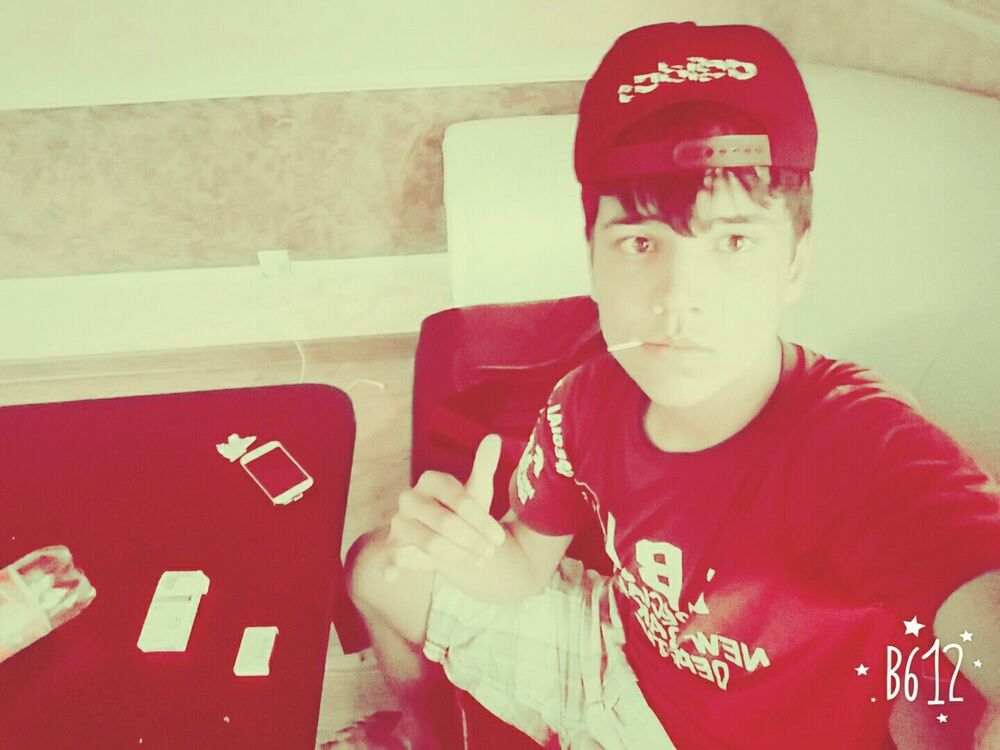  ,   Ruslan, 25 ,   ,   , c 