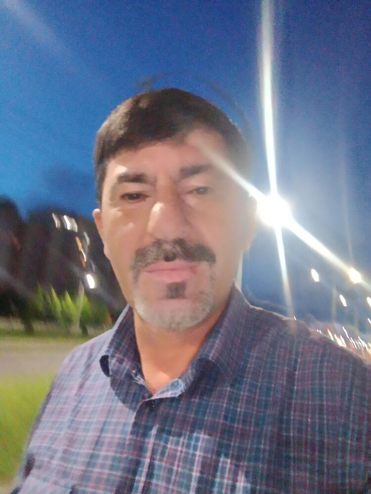  52566207  Nihat, 46 ,    