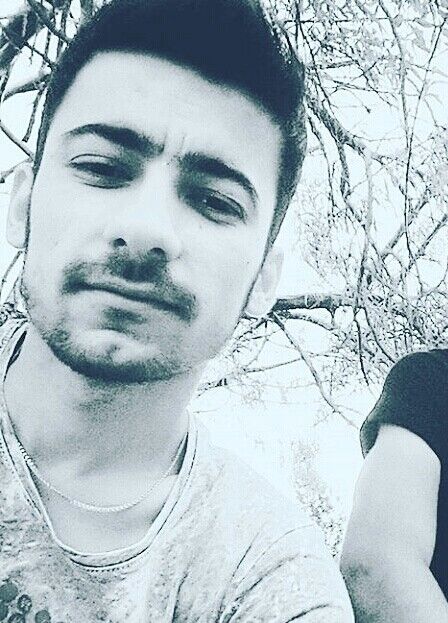  ,   Santhiago, 32 ,   