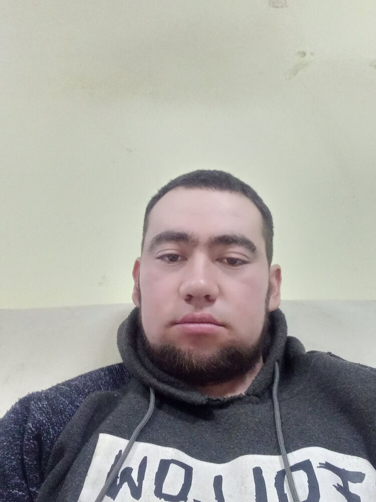  42055877  Shohruh, 25 ,    