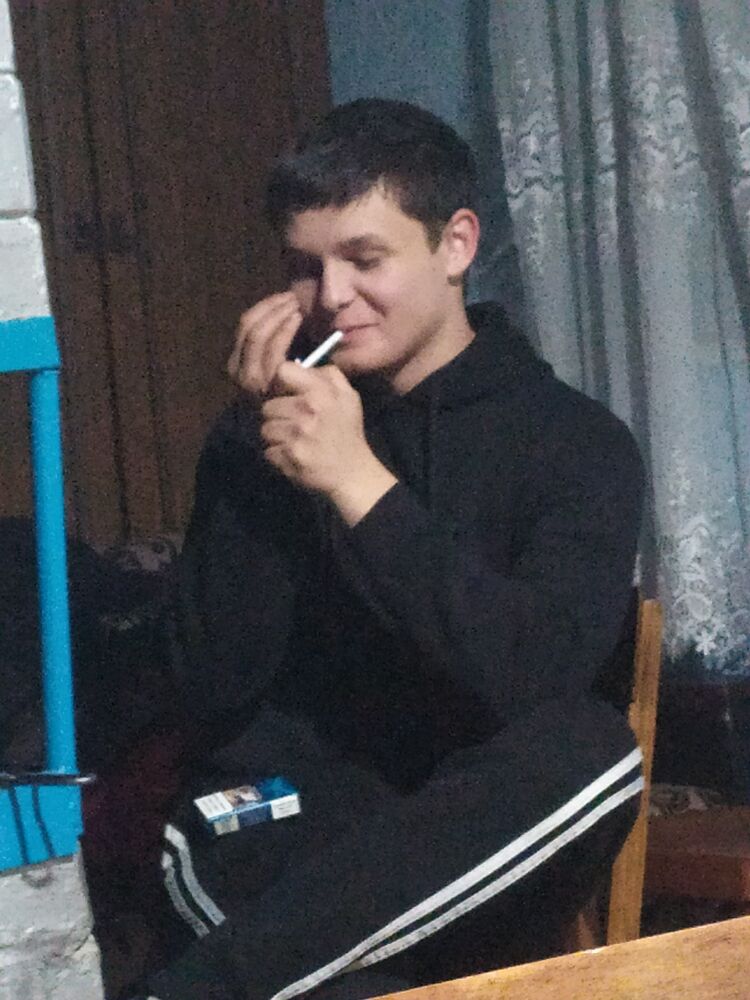  25834967  Vadim, 31 ,    