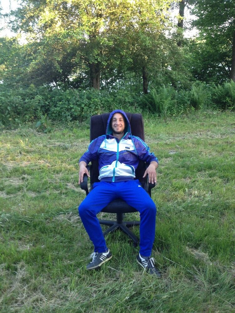  ,   BOSS, 35 ,     , c 