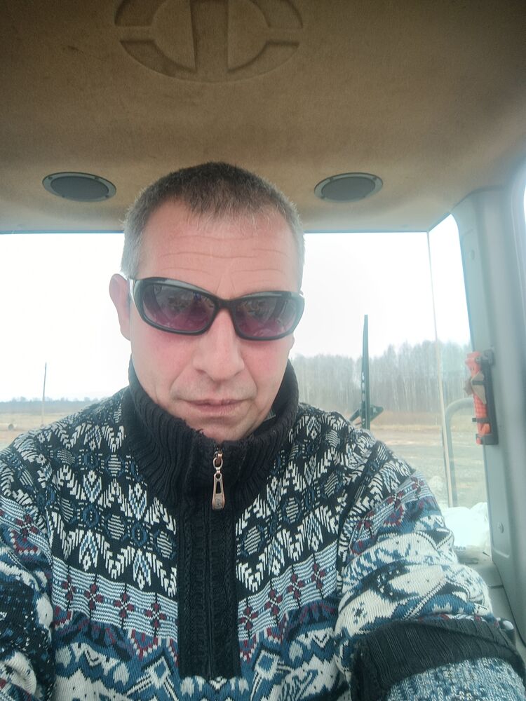  38992667  , 44 ,    
