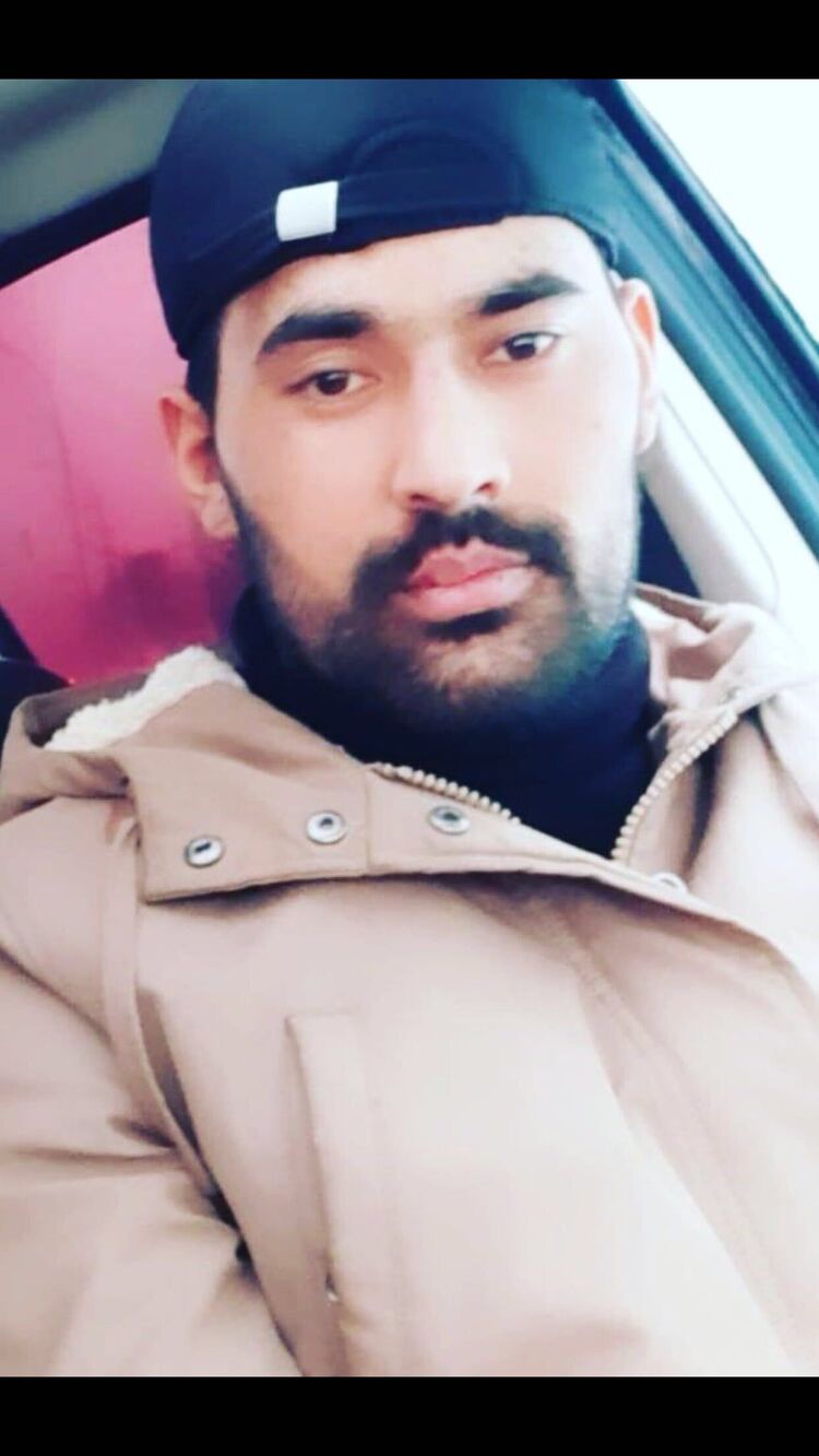  28358457  , 30 ,    