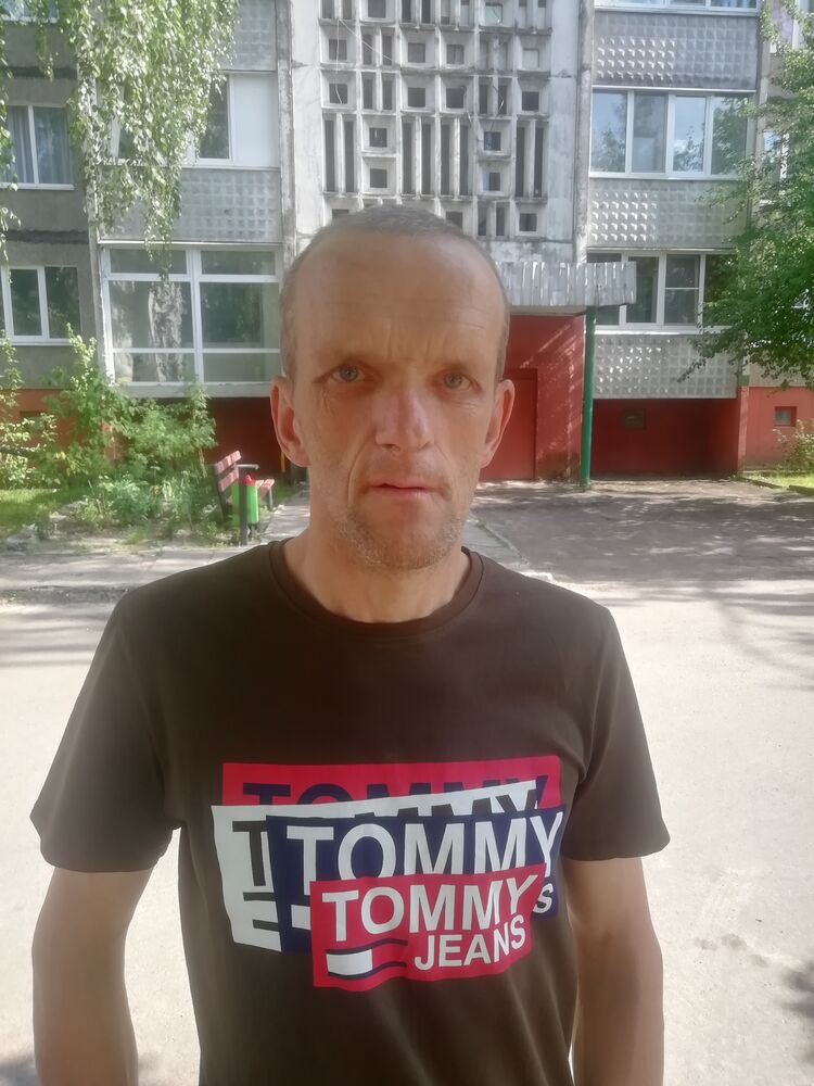  35391477   , 52 ,    