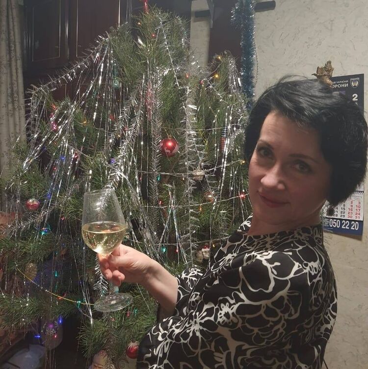  ,   Tatiana, 48 ,   ,   