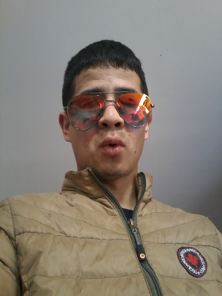  18853677  Ruslan, 27 ,    