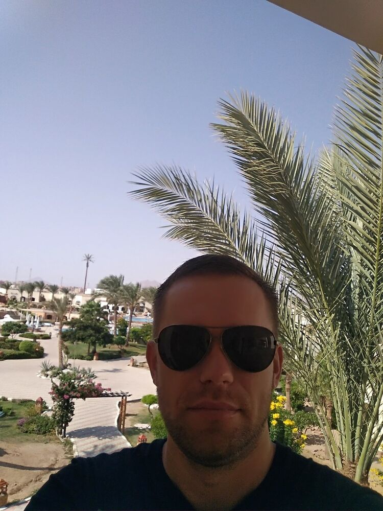  ,   Evgenij, 40 ,   ,   , c 