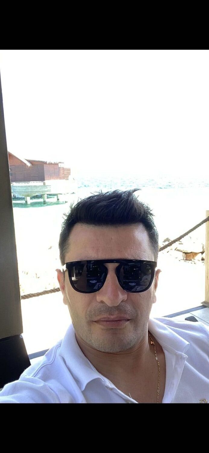  33562407  Jeko, 39 ,    