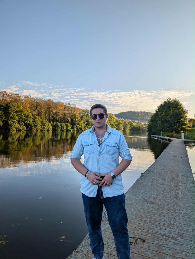 ���������� Tauxigny, ���� ����� Nika, 18 ���, ������������ ��� ������, ����� � ���������