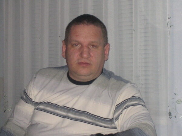  39806417  Jora, 52 ,    
