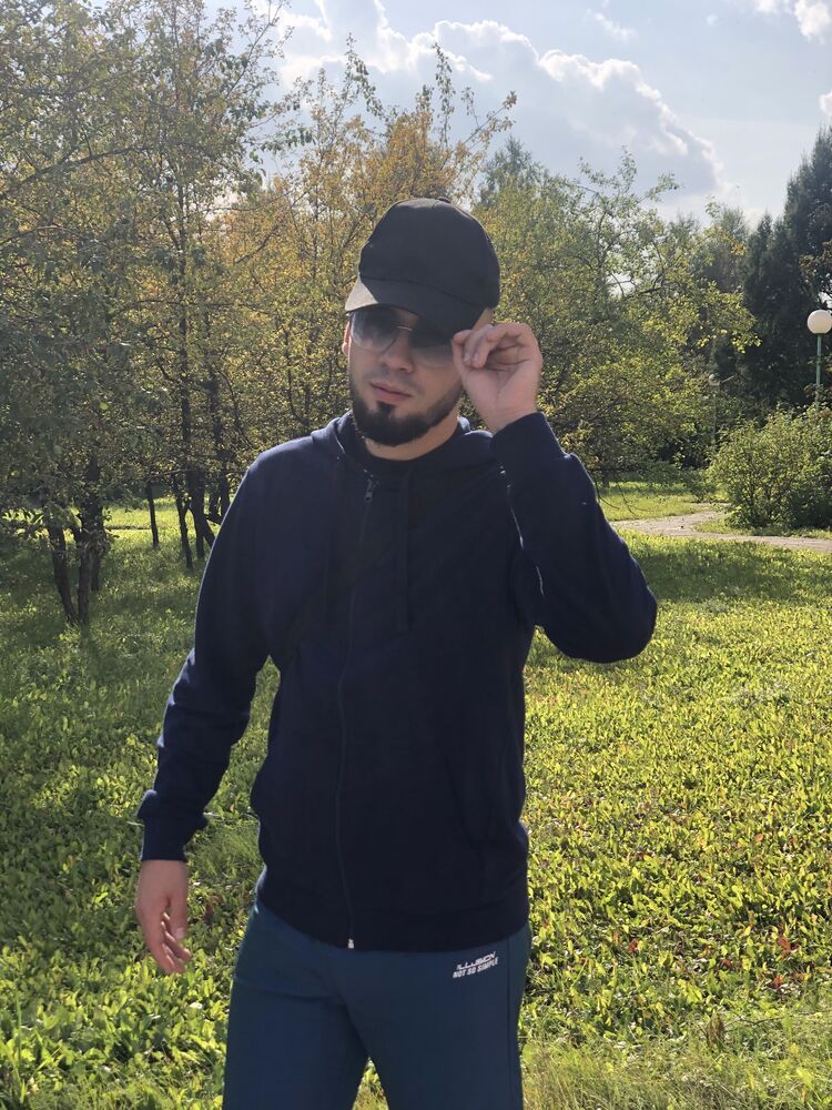  38425757  , 24 ,    -