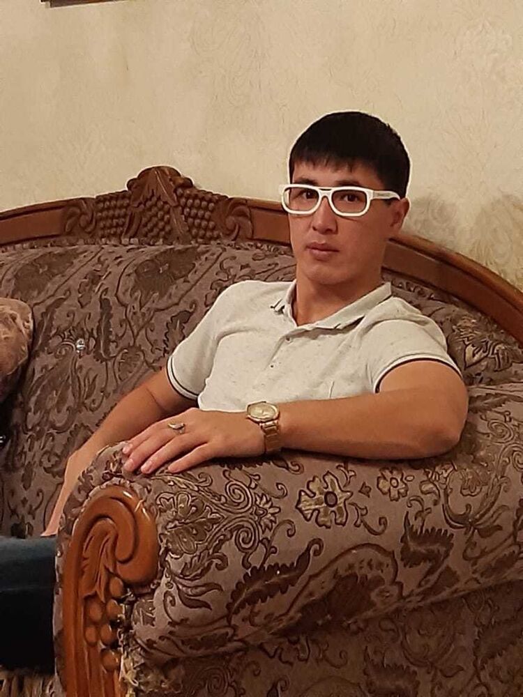  18085737  , 34 ,    