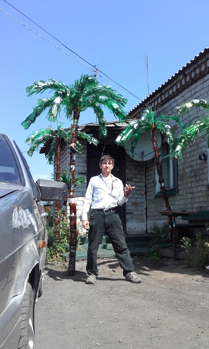  8403057  , 74 ,    -