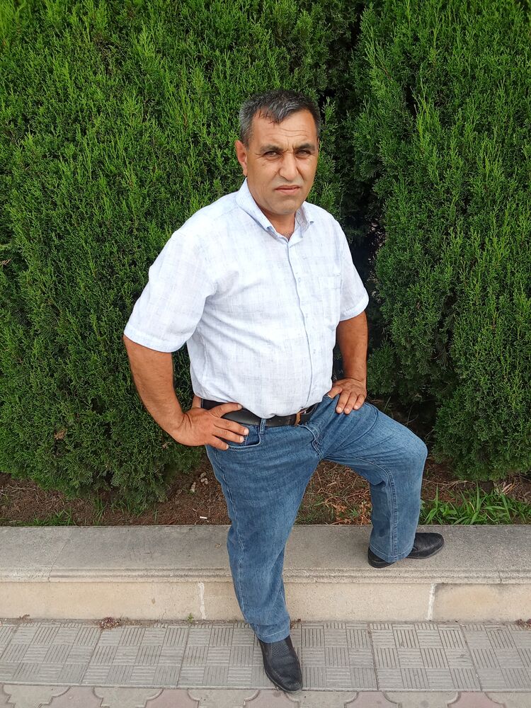  52426997  Kamran, 46 ,    
