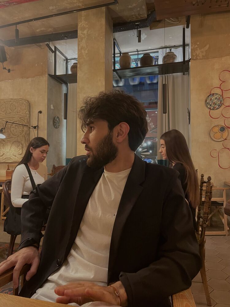  ,   Akram, 27 ,   ,   