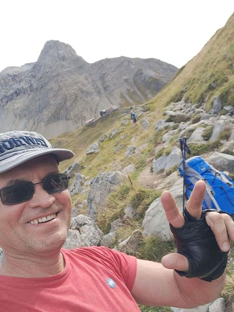  46734417  Sergej, 58 ,    Friesenhagen