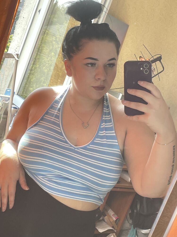 45616307  , 21 ,    