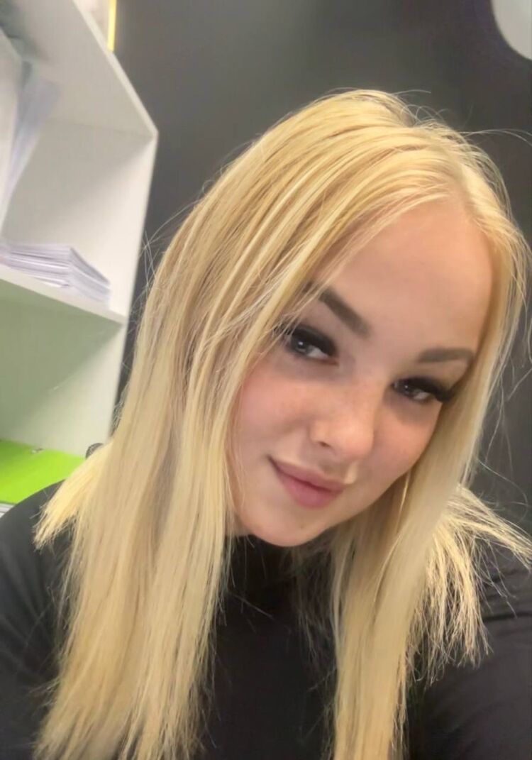  47875817  Malaya, 24 ,    