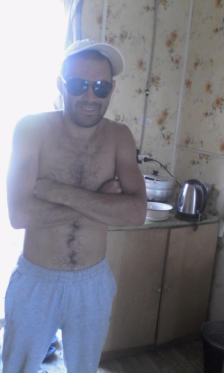  ,   Paha, 41 ,   ,   , c 