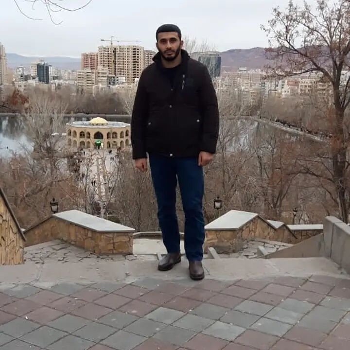  40760777  , 34 ,    