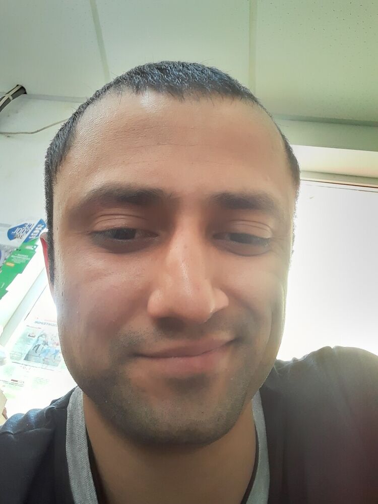  20941687  , 35 ,    