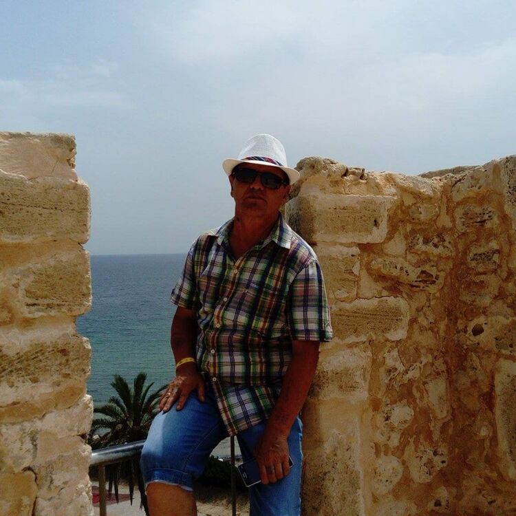  -,   , 51 ,   