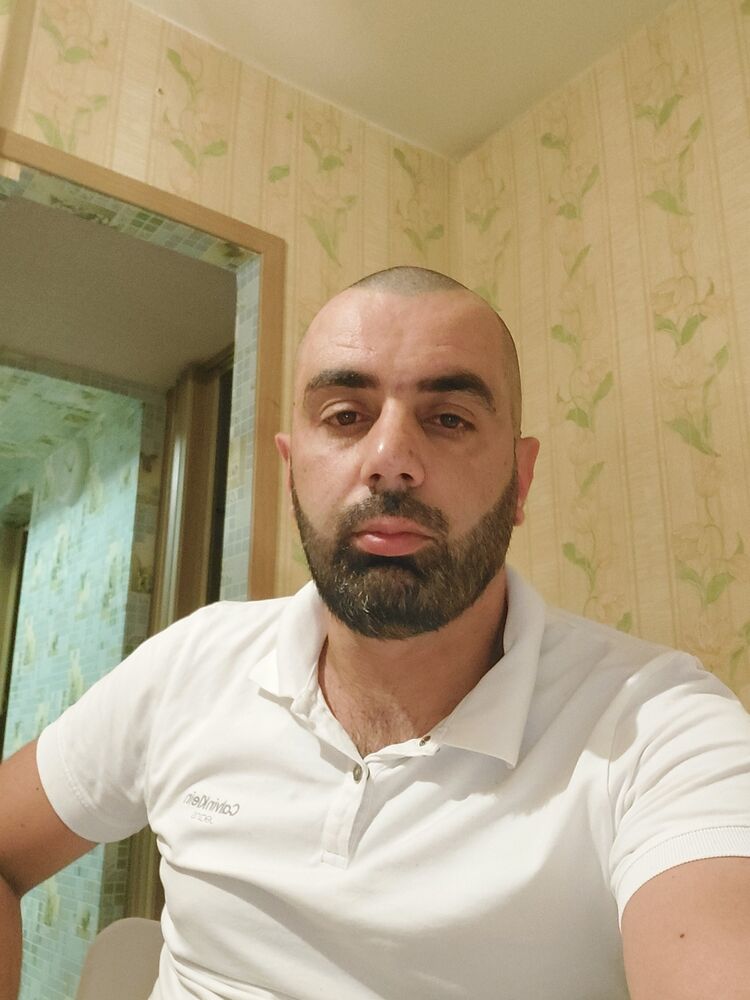  38141697  Vahe, 39 ,    -