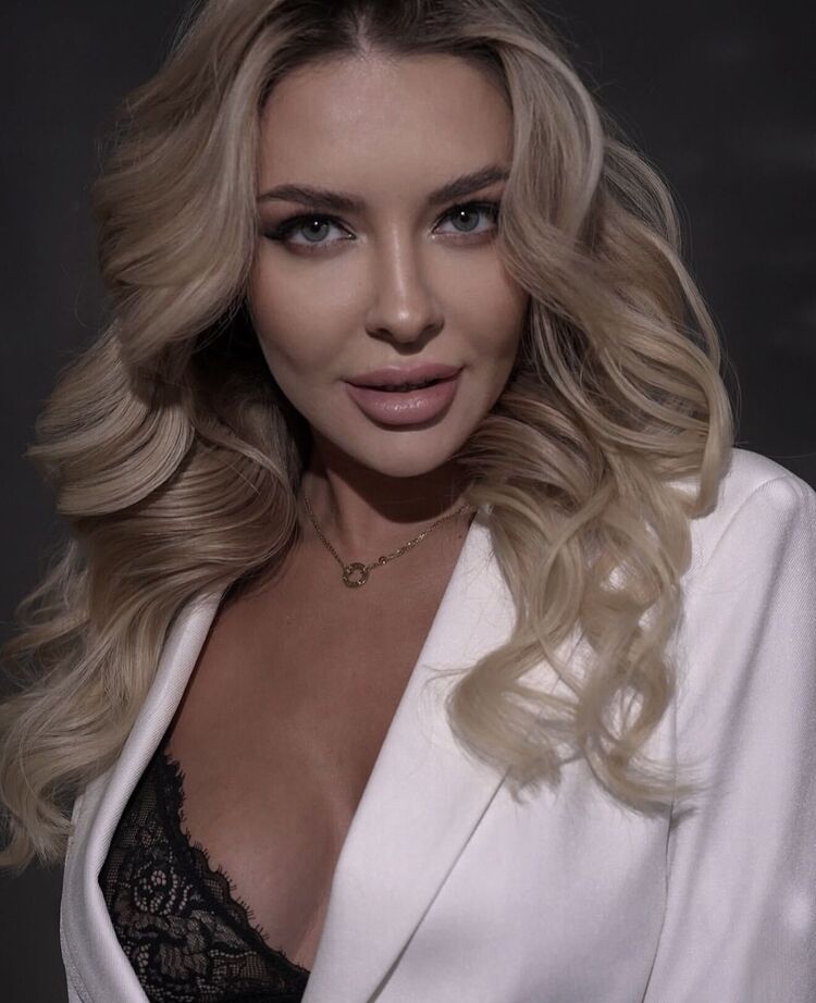 ���� 55893207 ������� Sofa, 30 ���, ���� ���������� � �����������