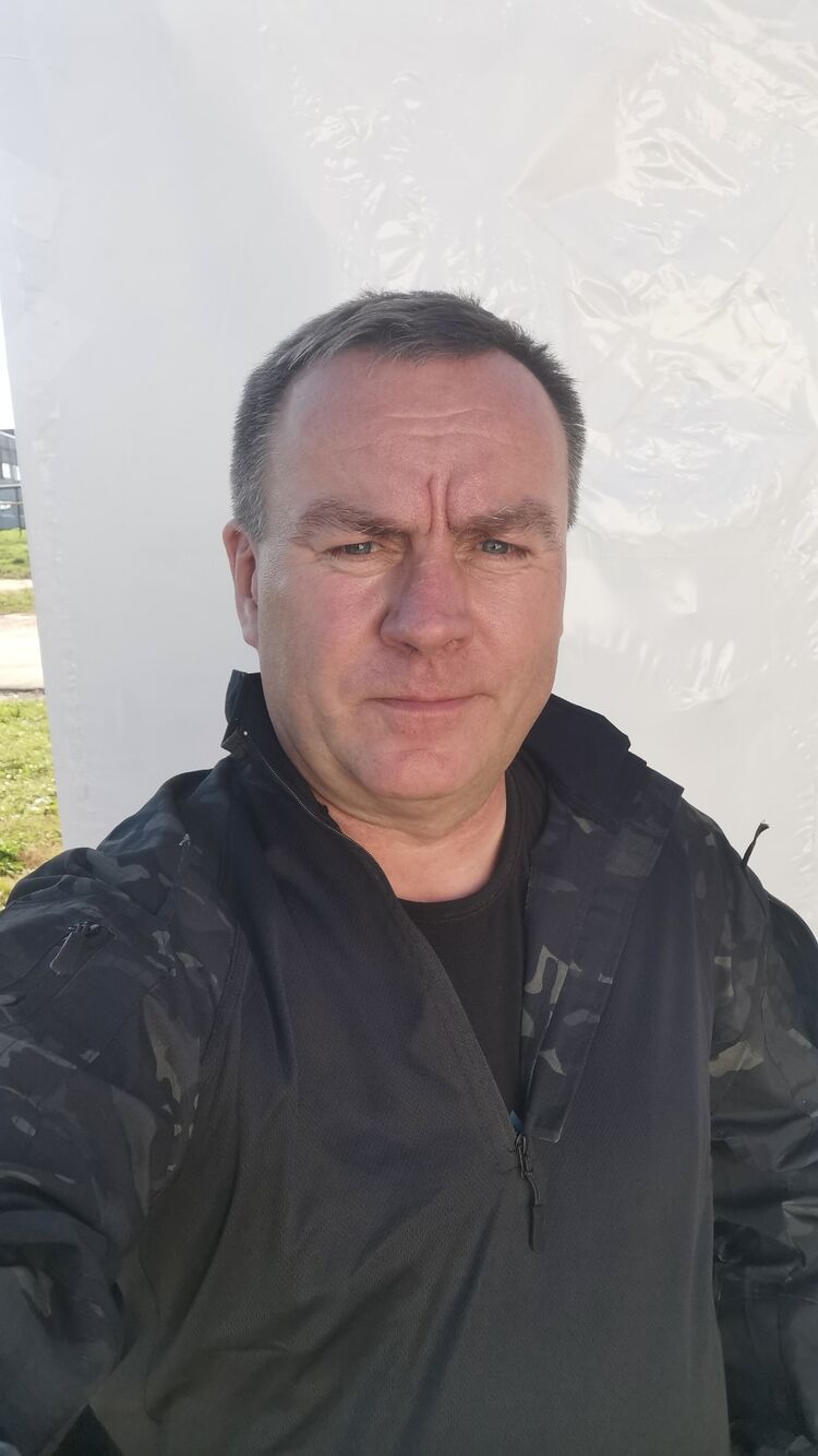  46518517  , 51 ,    