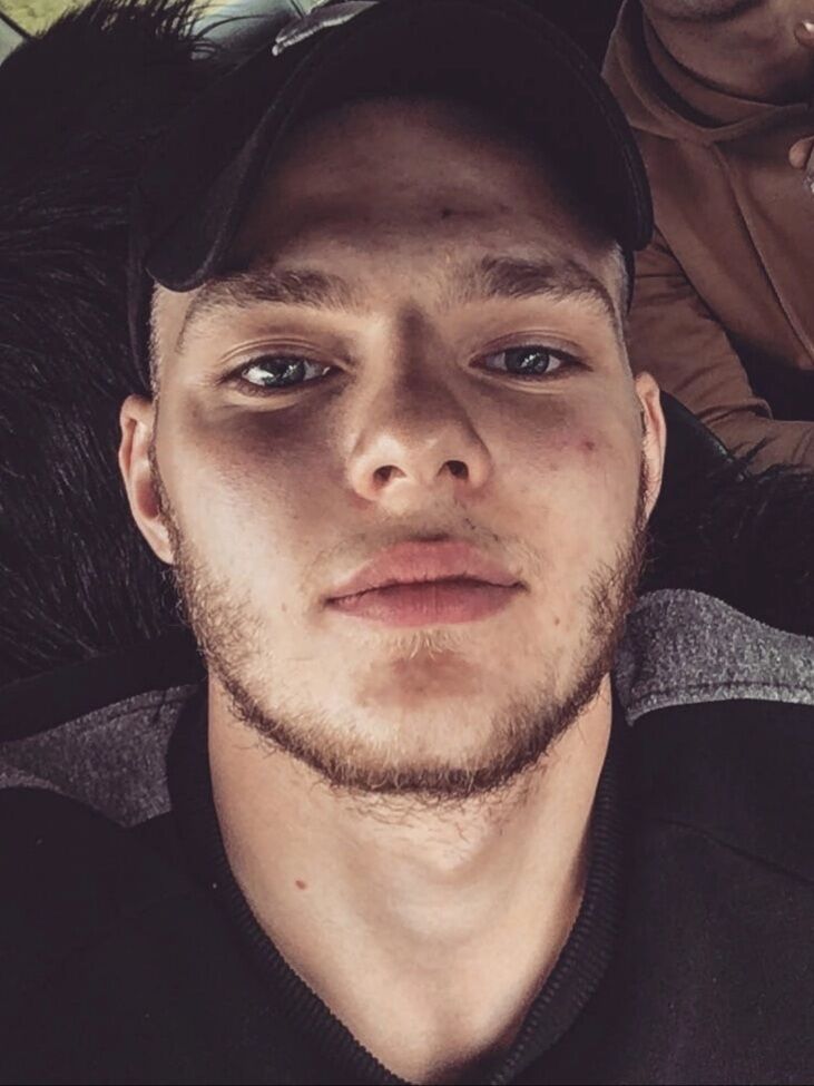  ,   Alexander, 24 ,  