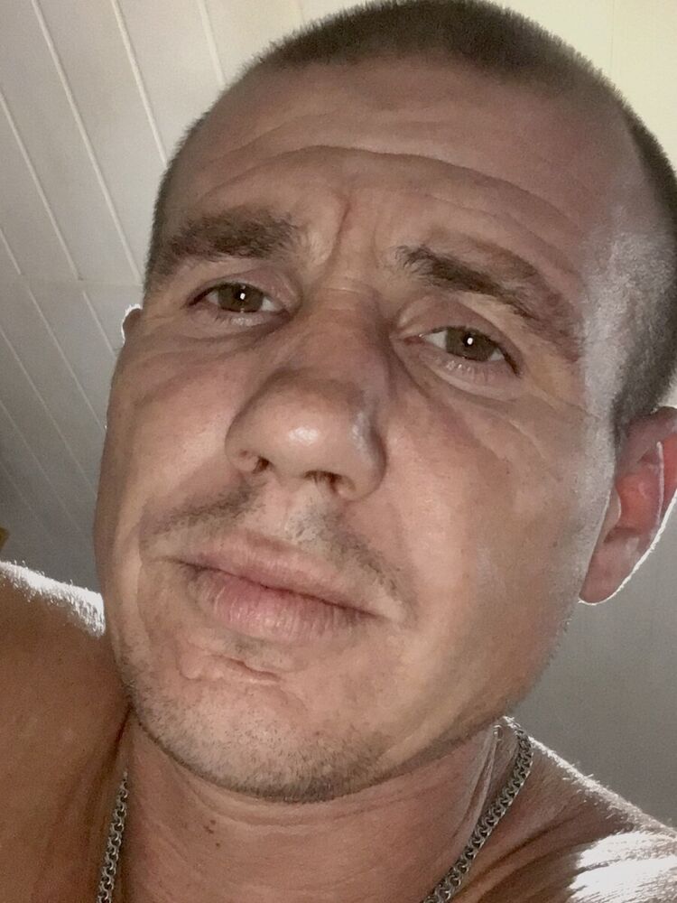  22284817  , 42 ,    